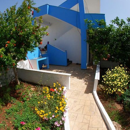 Vila Ronaldo Appartamento Ksamil Esterno foto