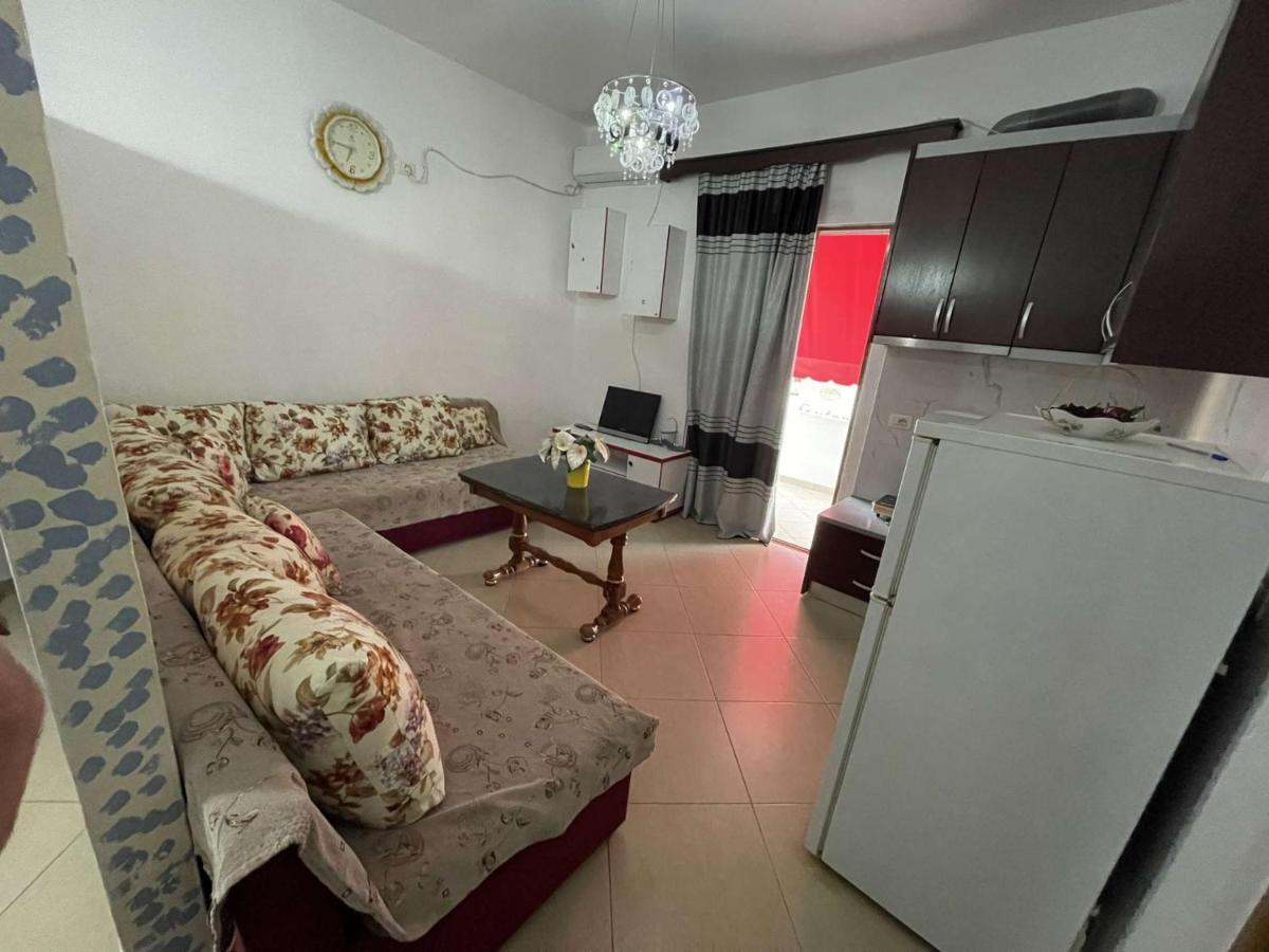 Vila Ronaldo Appartamento Ksamil Esterno foto