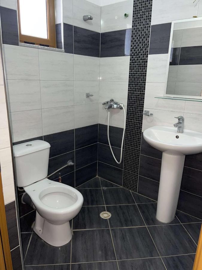 Vila Ronaldo Appartamento Ksamil Esterno foto