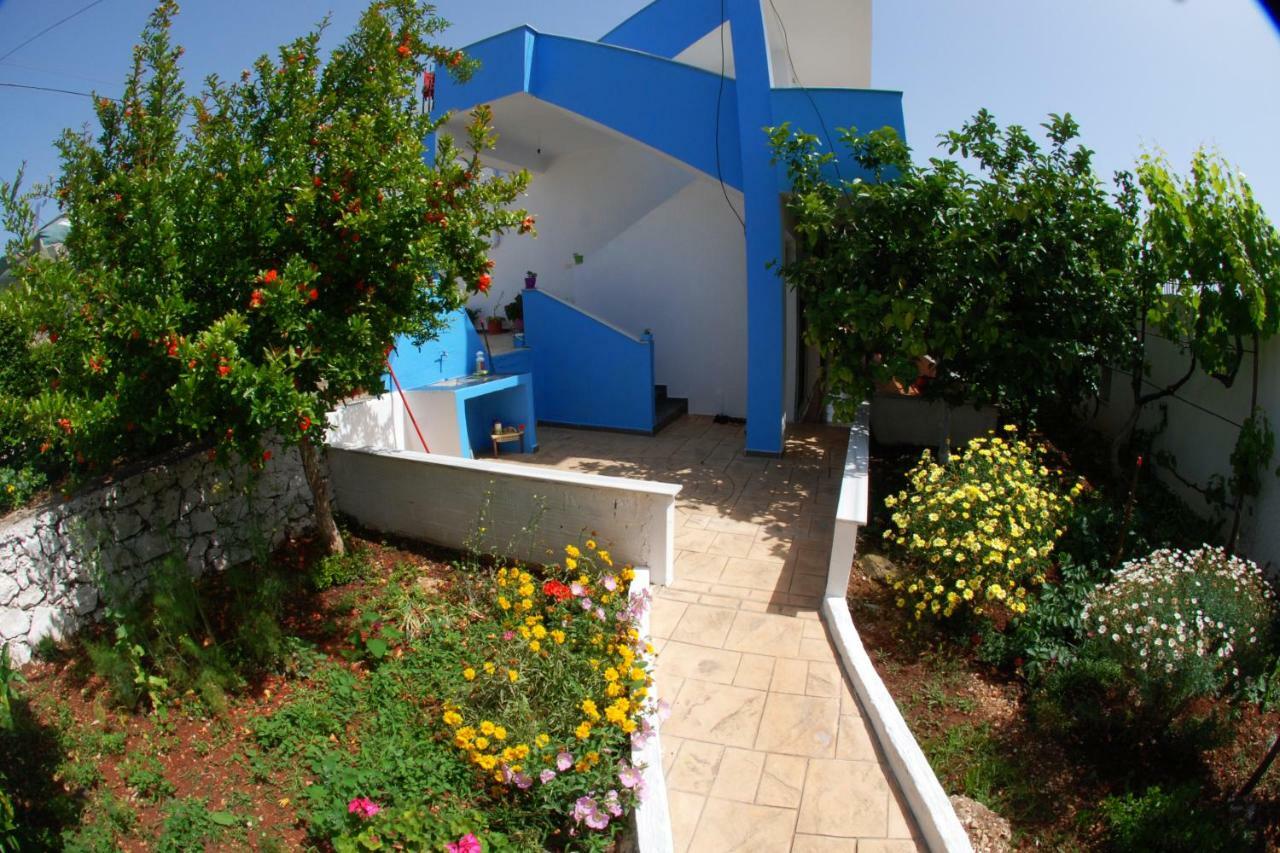 Vila Ronaldo Appartamento Ksamil Esterno foto